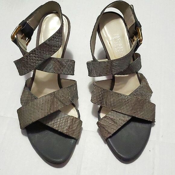 Joy & Peace Gray Textured Snakeskin Leather Crossed Strappy Sandals - Picture 2 of 11